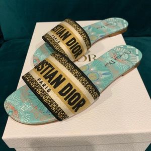 SOLD-Dior Dway Slide Sz. 39